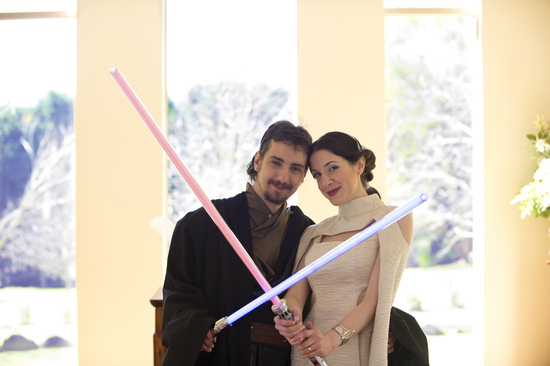 Halloween wedding inspiration Best costumed couples Star Wars