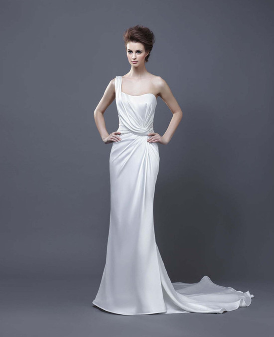 2013 Wedding Dress by Enzoani Bridal Hema