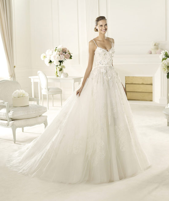 photo of Elie Saab 2013 for Pronovias