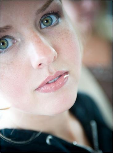 Cara-sue-hall-makeup-artistry-closeup-of-bride-natural-lips-green-sparkling-eyes.full