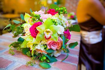 photo of Beautiful Florals for your Timeless Wedding by Petite Fleur