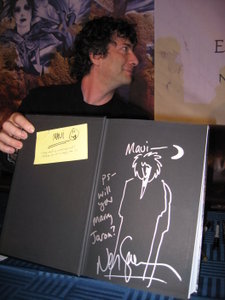 photo of Neil Gaiman Helps out with a Marriage Proposal