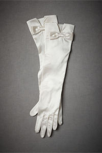 Bridal-accessories-vintage-inspired-gloves-4.medium