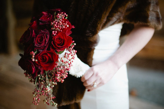 vintage bride red rose bridal bouquet fur shrug