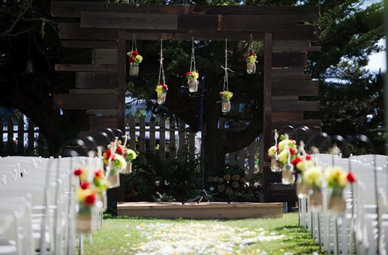 Vintage-wedding-ideas-mason-jars-ceremony-reception-decor-1.medium_large