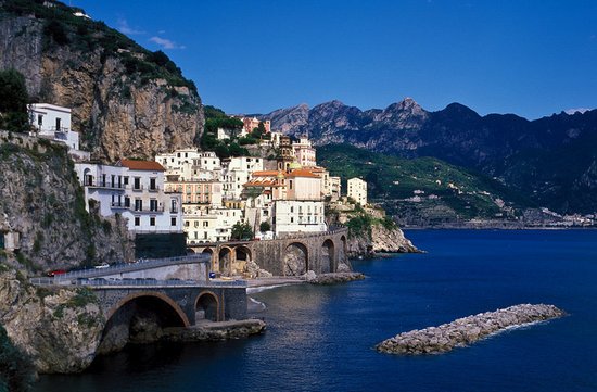 top honeymoon destinations amalfi coast