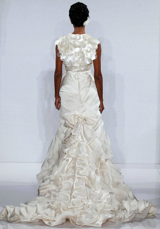photo of Stunning Statement Backs for 2012 Brides