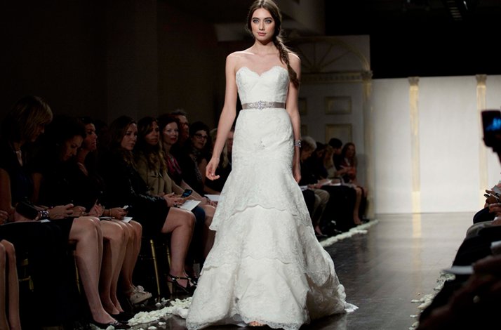 Lace-wedding-dres-lazaro-mermaid.full