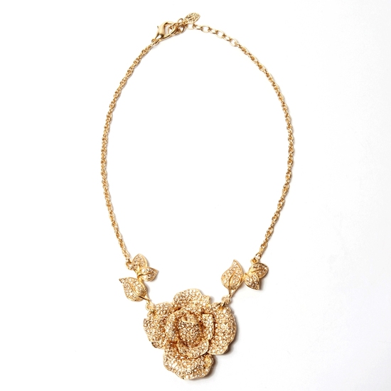photo of One-of-a-kind wedding accessories by Clara Kasavina