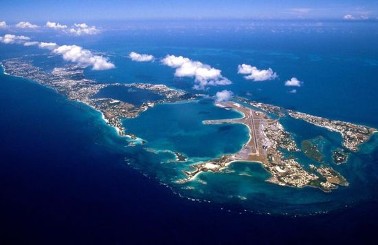 Honeymooning in Bermuda wedding planning tips 3