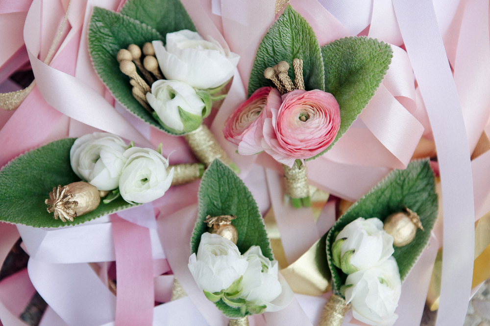 Romantic unique boutonnieres for grooms and groomsmen