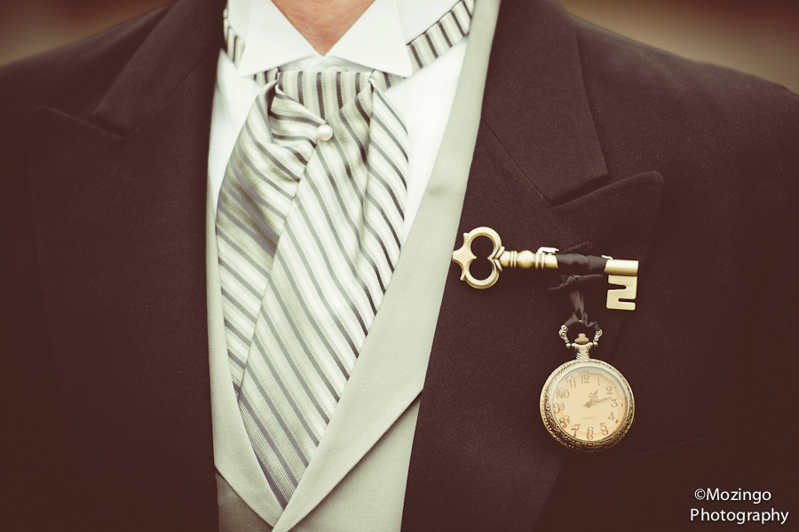 Vintage-key-and-pocket-watch-groom-boutonniere.full