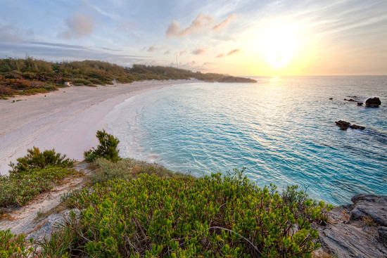 photo of horseshoe bay bermuda at sunset