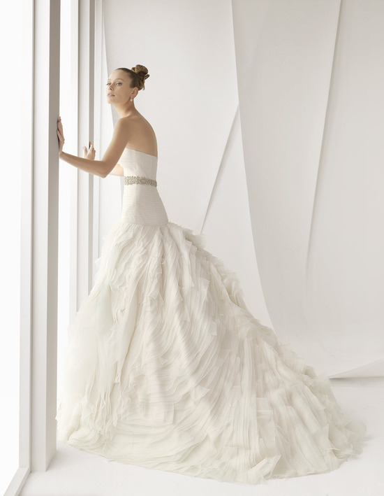Classic and romantic strapless a-line ivory wedding dress with beaded bridal belt by Rosa Clara, Spr