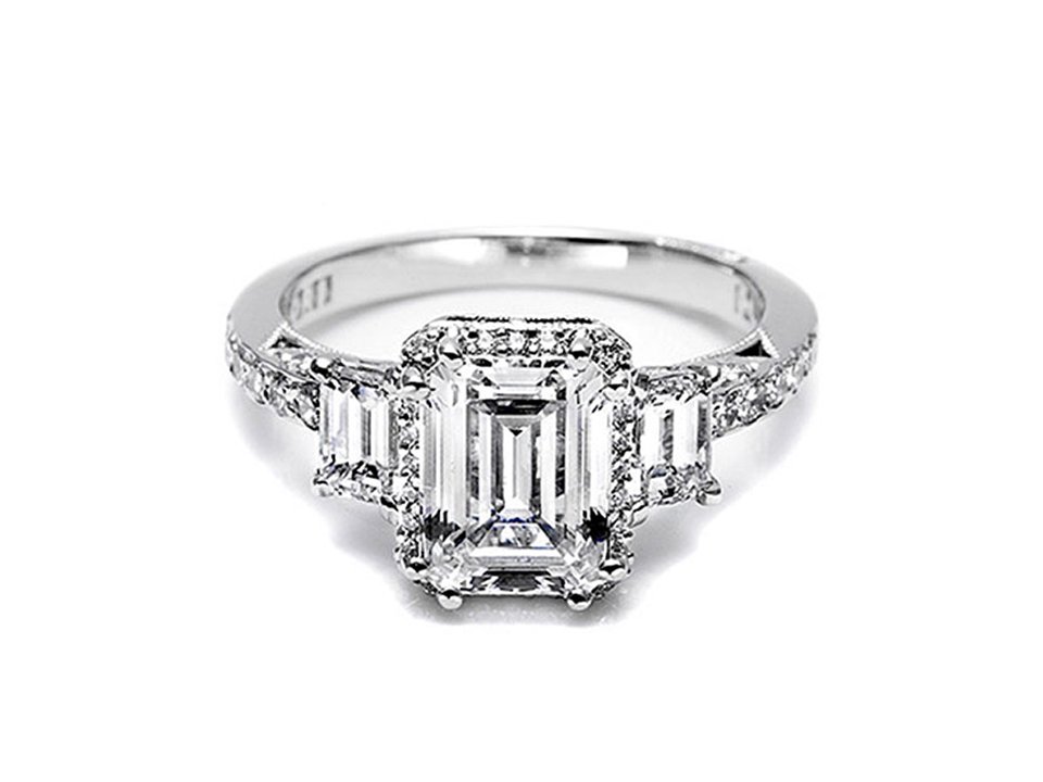 Tacori-engagement-ring-celebrity-engagements-kim-kardashian-emerald-cut.full