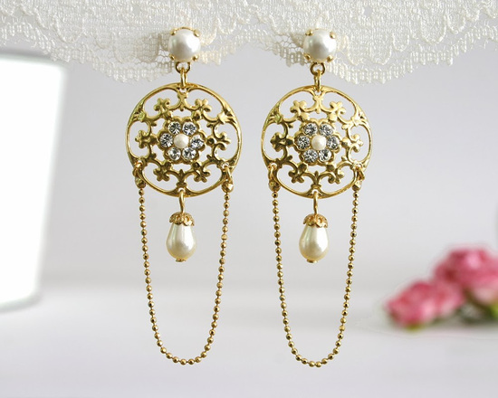 Fantastic_gold_pearl_and_diamond_wedding_earrings.medium_large