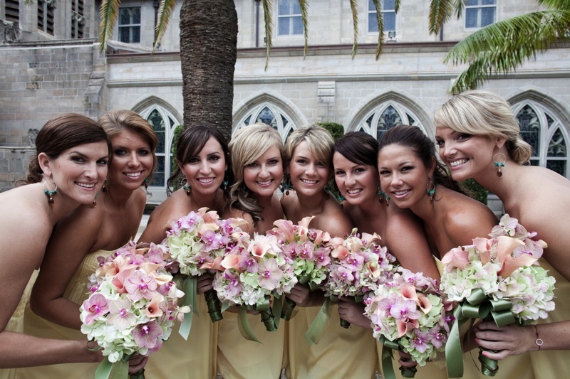 Question-for-brides-wiill-you-choose-a-hot-bridal-party-featured_weddings-yellow-bridesmaids-dress-romantic-bridal-bouquet.full