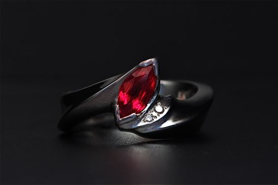 photo of Jim Dailing Jewelry