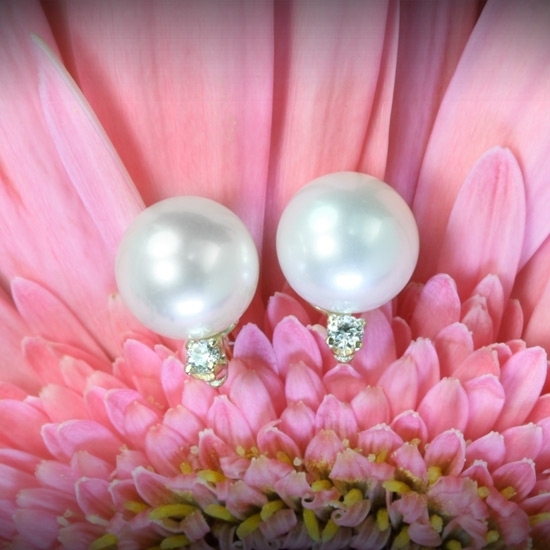 photo of Savvy Steals Winner: Timeless Pearl and Diamond Earrings from Whiteflash.com!