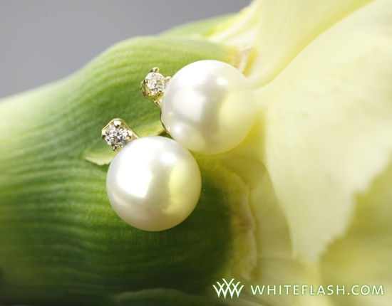 photo of Savvy Steals Giveaway: Pearl and Diamond Earrings from Whiteflash!