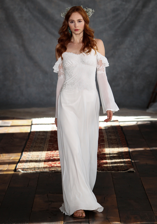 photo of Claire Pettibone