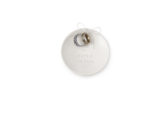 photo of Make Your Wedding As Unique As You With Uncommon Goods!