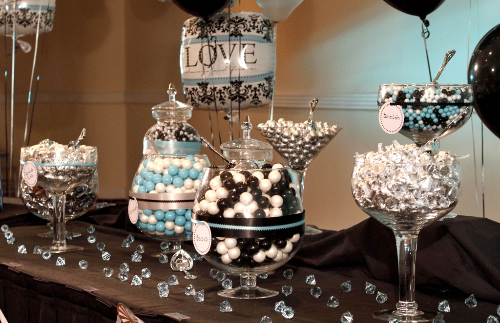 Black-white-damask-turquoise-bridal-shower-brunch-decor-tablescape-candy-bar.full
