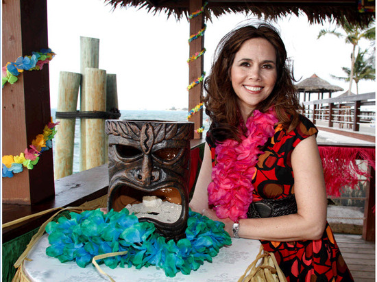 photo of Plan The Perfect Destination Wedding Rehearsal Dinner: Hawaiian Paradise With Party City!