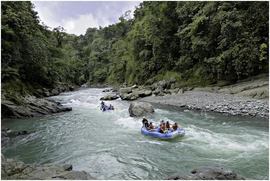 photo of Costa Rican Honeymoon: The Perfect Mix of Romance and Adventure!