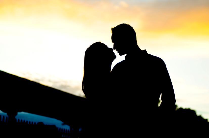 Talahassee-engagement-session-florida-sunset-silhouette-shot.full