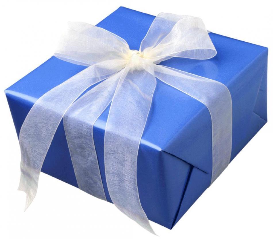 Perfect-wedding-day-gift-for-your-bride-to-be-jewelry-sentimental-thoughtful-budget-friendly.full