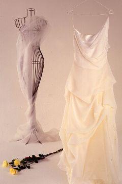 Contemporary-look-for-your-wedding-wedding-dress.full
