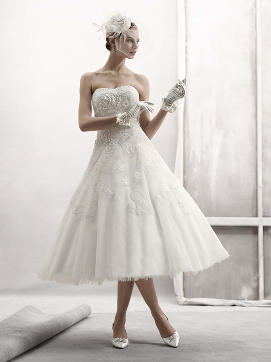 photo of Oleg Cassini CWG437