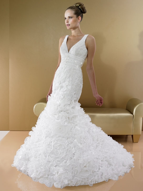 D7991-moonlight-bridal-2011-white-wedding-dress-v-neck-ruffled-mermaid-silhouette.full