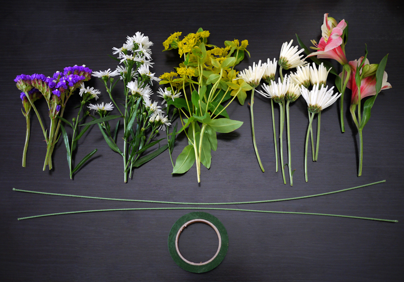 Diy-wedding-flower-projects-bohemian-bride-wedding-hair-crown-1.full