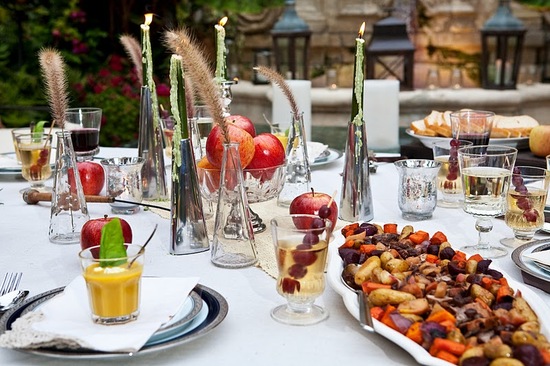 photo of fall wedding reception ideas outdoor dining