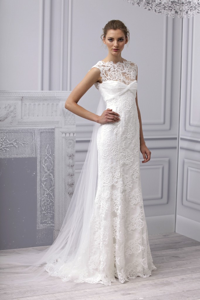 Spring-2013-wedding-dress-monique-lhuillier-bridal-gown-modified-mermaid-lace-tulle-train.full