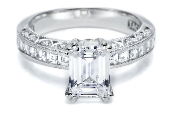 Angelina-jolie-engagement-ring-lookalikes-by-tacori-main.full