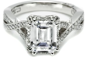 Angelina-jolie-engagement-ring-lookalikes-by-tacori-3.medium