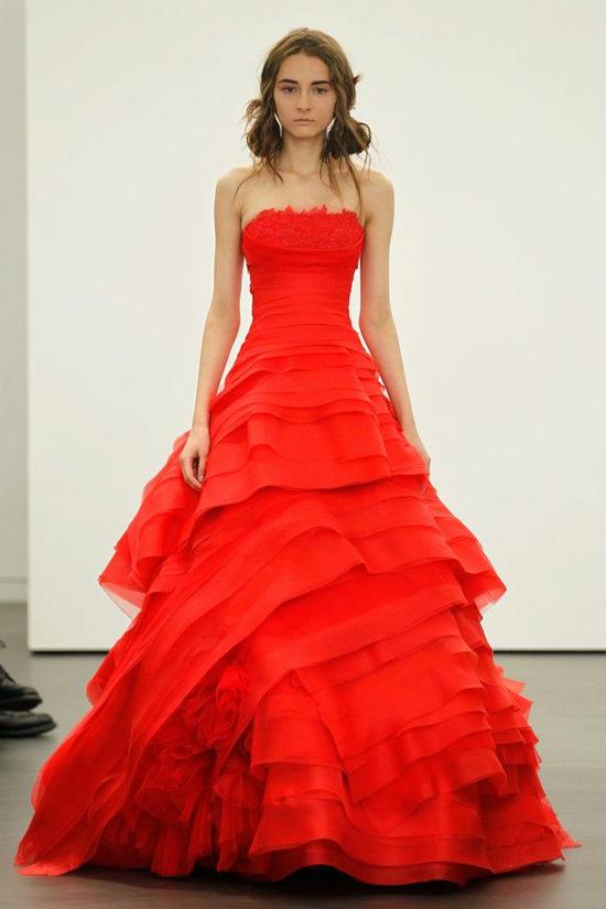 photo of Vera Wang Sees Red for Spring 2013 Brides