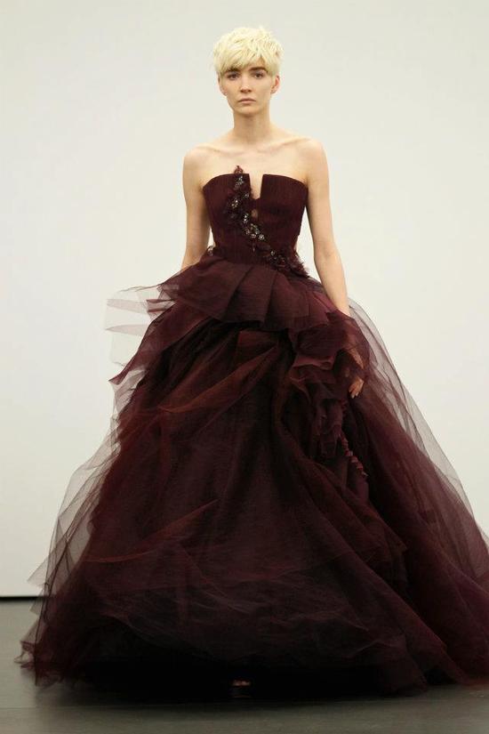 photo of Vera Wang Sees Red for Spring 2013 Brides