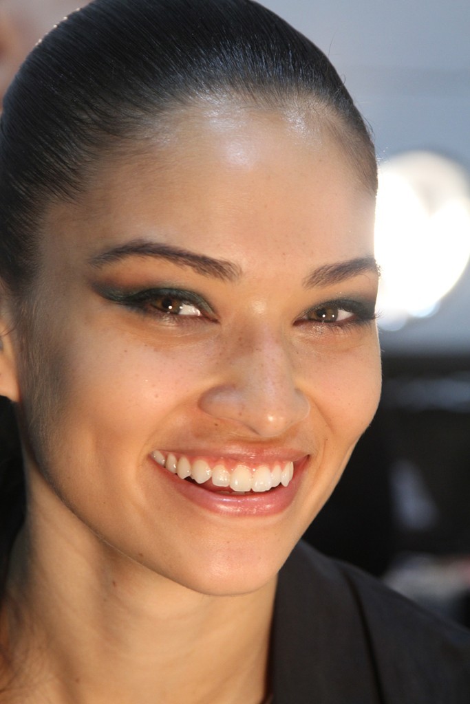 Emerald-green-eyes-bridal-beauty-trends.full