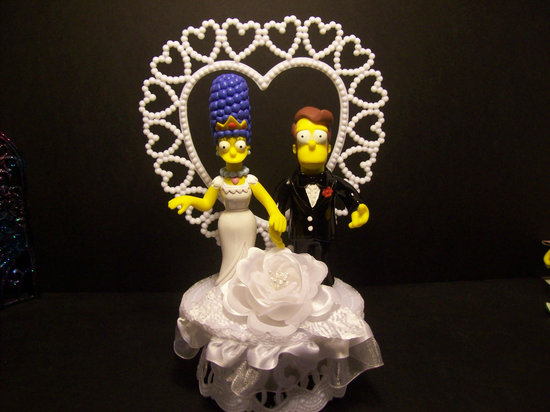 photo of The Simpsons wedding cake topper