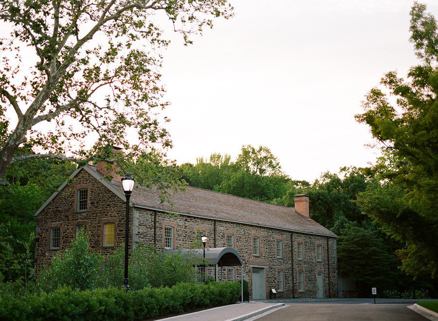 Wedding-planning-fun-matchmaker-wedding-venue-with-bride-and-groom-1.full