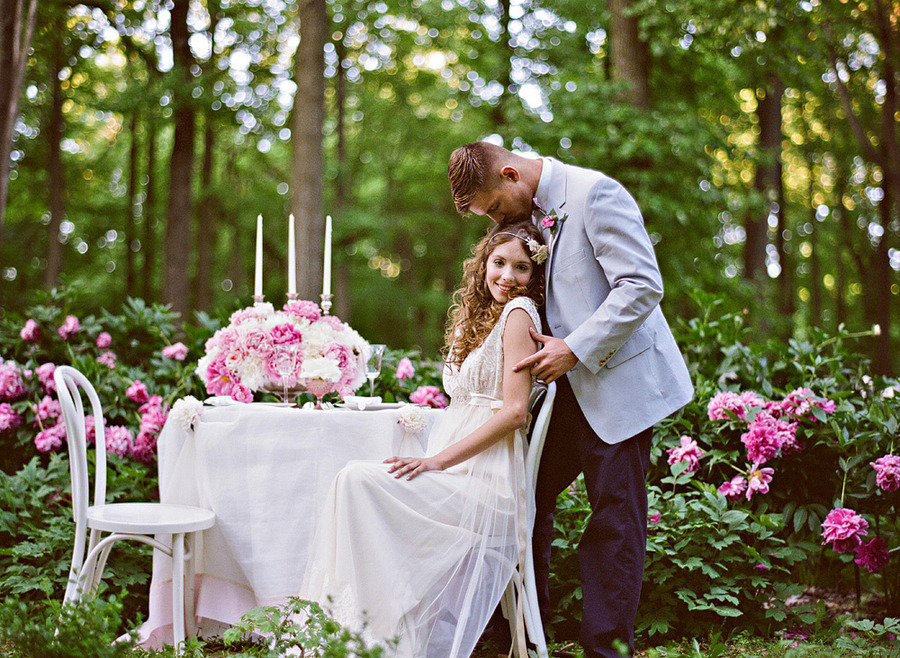Romantic-spring-wedding-outdoor-venue-enchanted-garden.full
