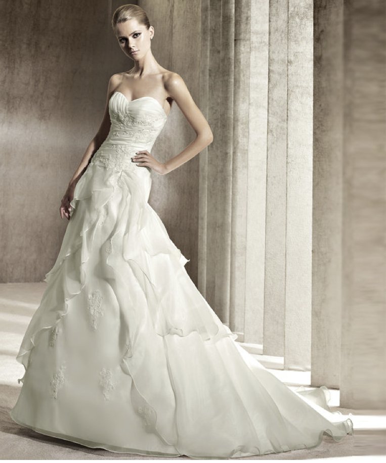 2012-wedding-dress-pronovias-you-collection-affordable-bridal-gowns-janeiro.full