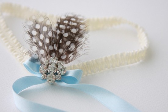 Something-blue-bridal-garter-with-feathers.medium_large