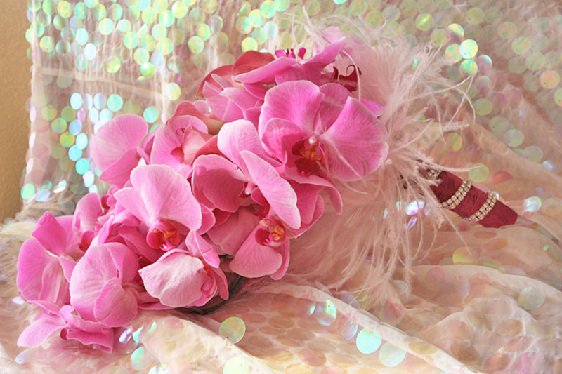 Monochromatic-bridal-bouquets-hot-pink-phalaenopsis-orchid-bouquet.full
