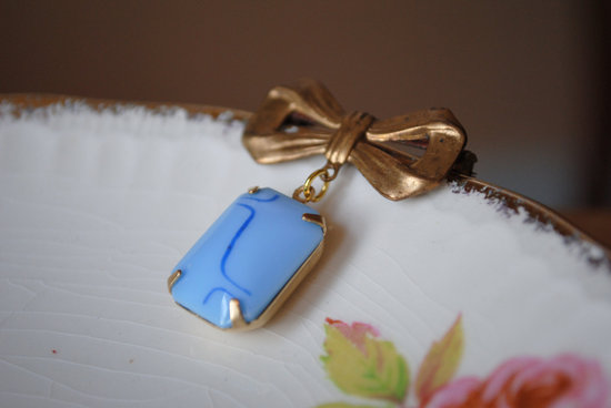 photo of Vintage brass and blue bouquet charm