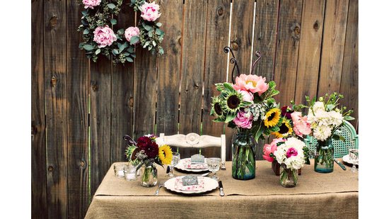 photo of Burlap Decor for Your Rustic Chic Wedding